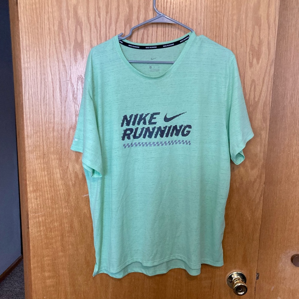 Nike DryFit Running Shirt XL